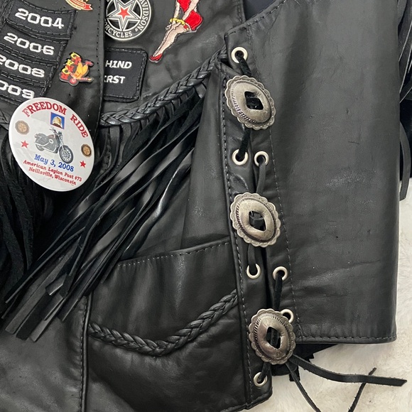 Harley Davidson, black Leather Vest - Picture 6 of 13